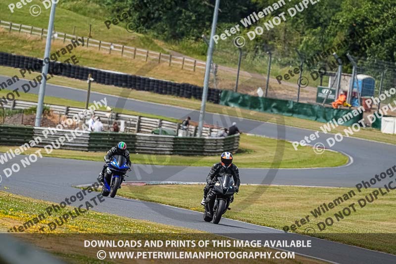 enduro digital images;event digital images;eventdigitalimages;mallory park;mallory park photographs;mallory park trackday;mallory park trackday photographs;no limits trackdays;peter wileman photography;racing digital images;trackday digital images;trackday photos